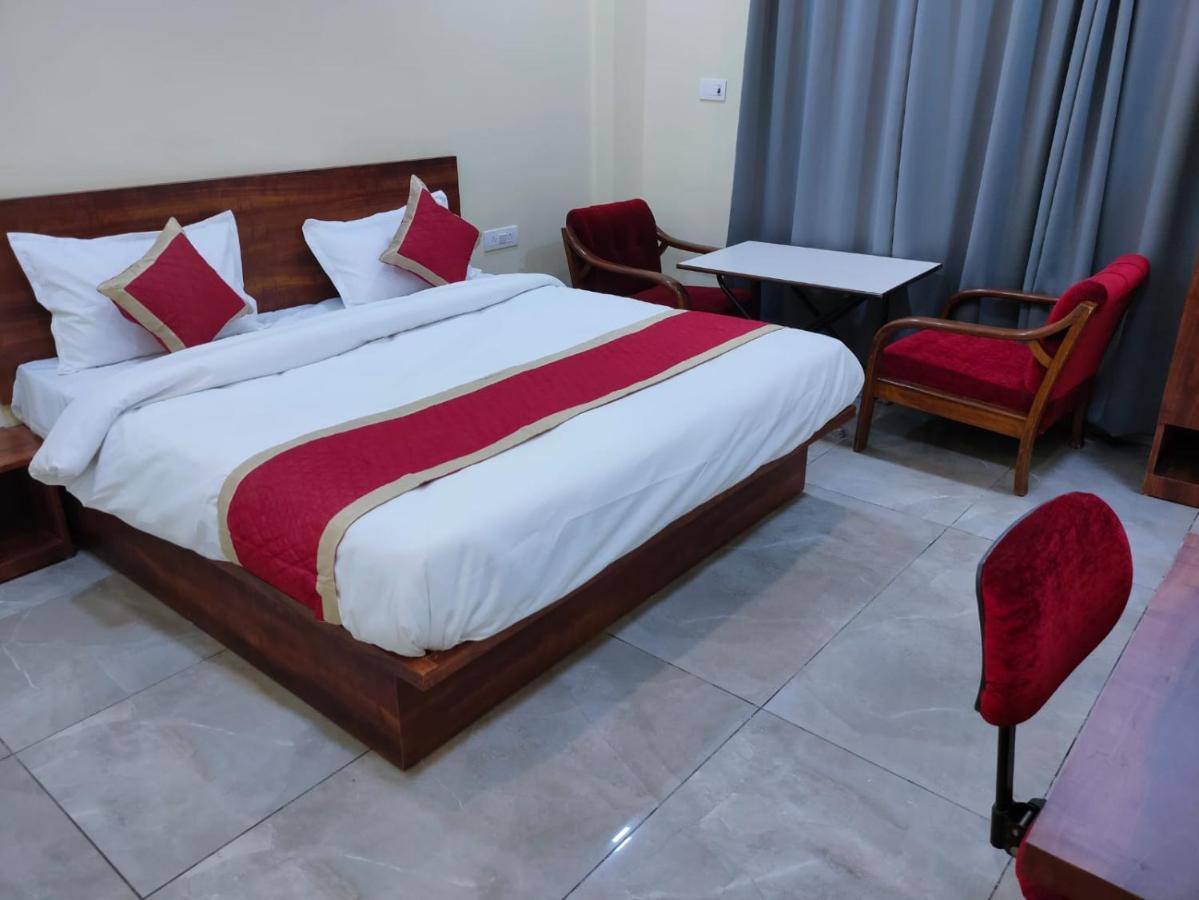 Hotel Manorama Inn Lucknow Luaran gambar